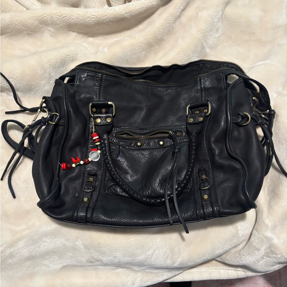 Black Leather Bag City Style